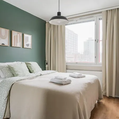 Daire Beautiful In Pasila, Free Parking *
